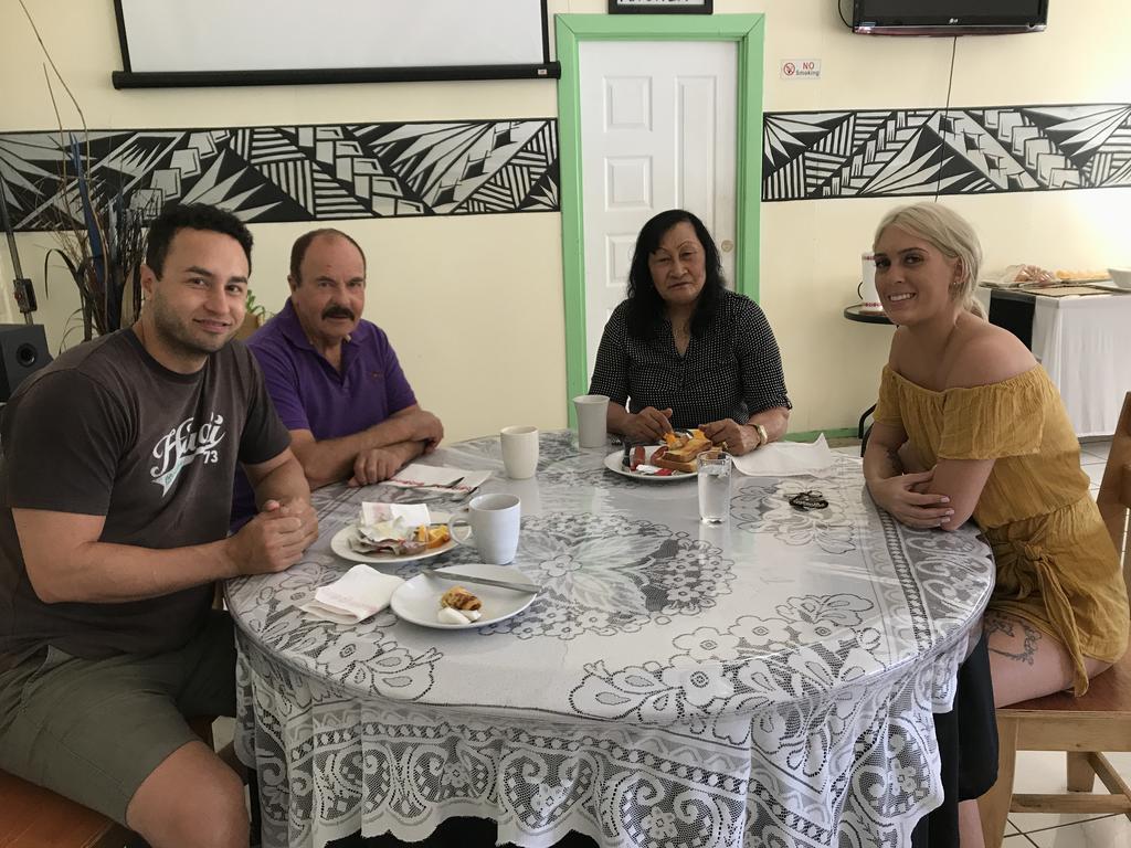 Moatoga Hotel Апиа Екстериор снимка